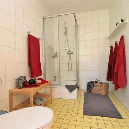 Guener Winkel Gruener Winkel, App 01 Борн